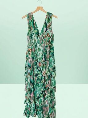 Tiered V-Neck Green Print Maxi Dress
